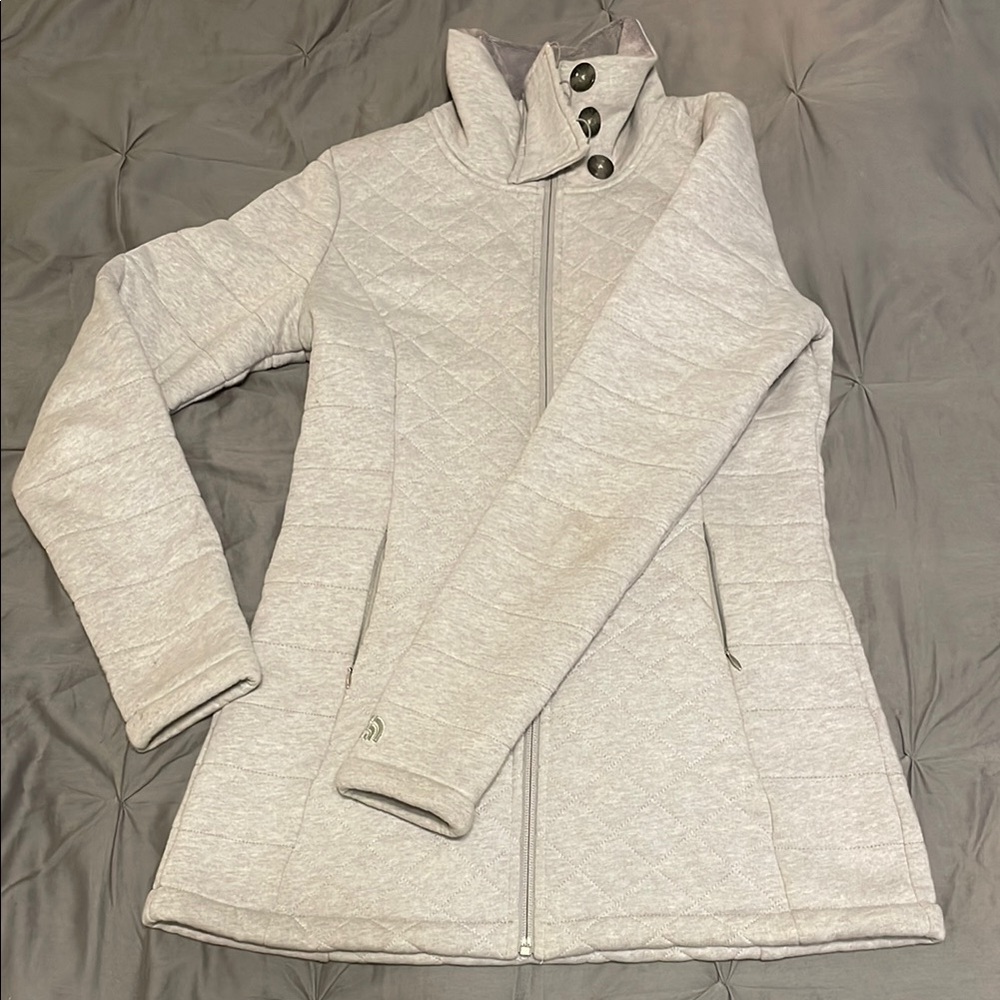 Women's North Face Gray Quilted Jacket